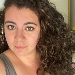 Meet your Posher, Gladys